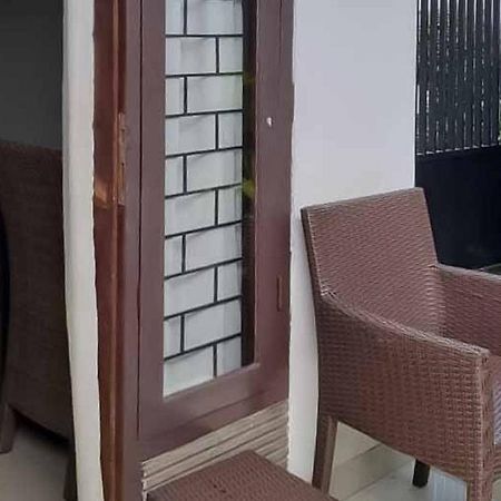 Reddoorz Near Pantai Panjang Bengkulu 2 Otel Dış mekan fotoğraf
