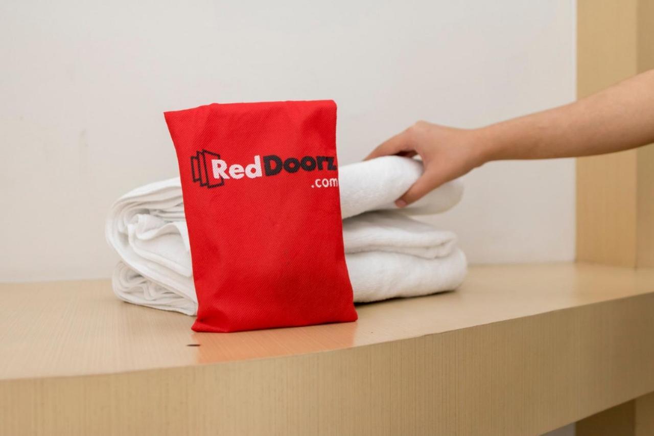 Reddoorz Near Pantai Panjang Bengkulu 2 Otel Dış mekan fotoğraf