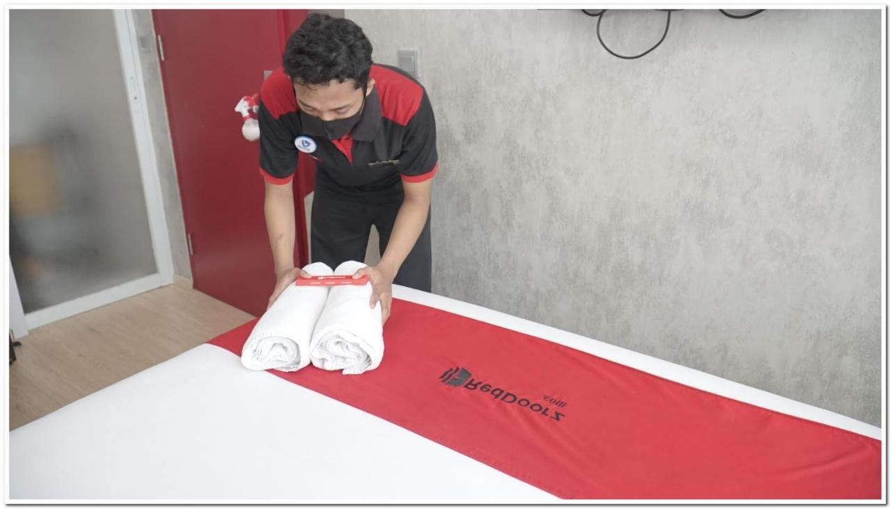 Reddoorz Near Pantai Panjang Bengkulu 2 Otel Dış mekan fotoğraf